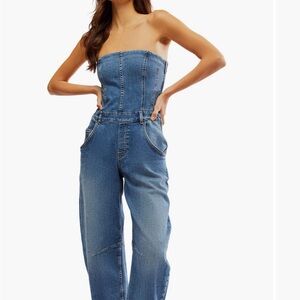 Free People Je Suis Pret Barrel Leg Jumpsuit - SMALL